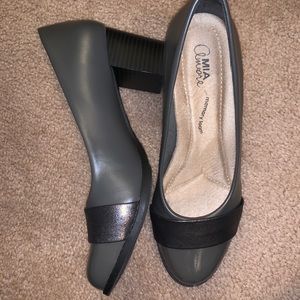 Mia a more comfort heels